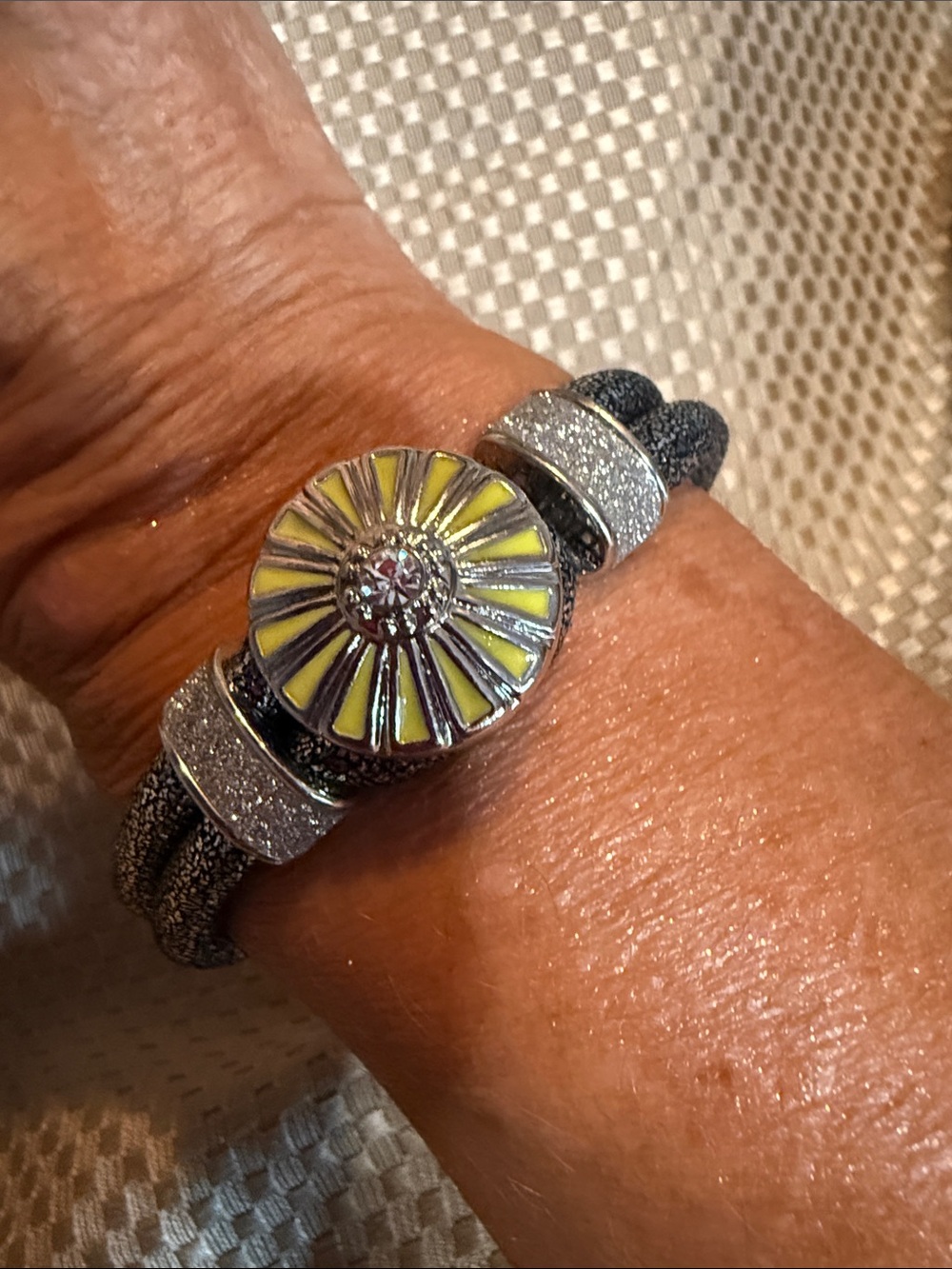 Snap Yellow Sunburst Enamel Bracelet with Glitter Bands